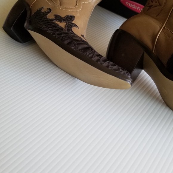 Ladies Western Boots - Picture 3 of 5